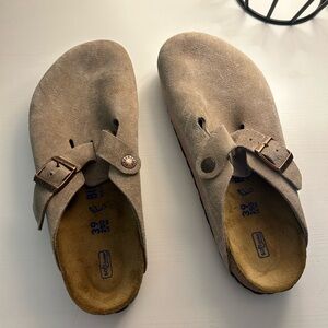 Birkenstock Boston Clog Taupe
